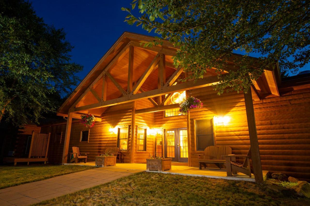 The Rockwell Lake Lodge Luther Exterior photo